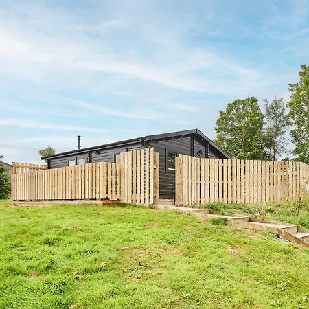 Host & - Station House * Sinnington