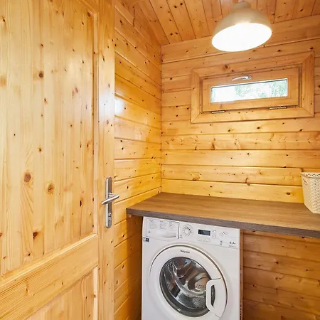 Host & - Station House * Sinnington